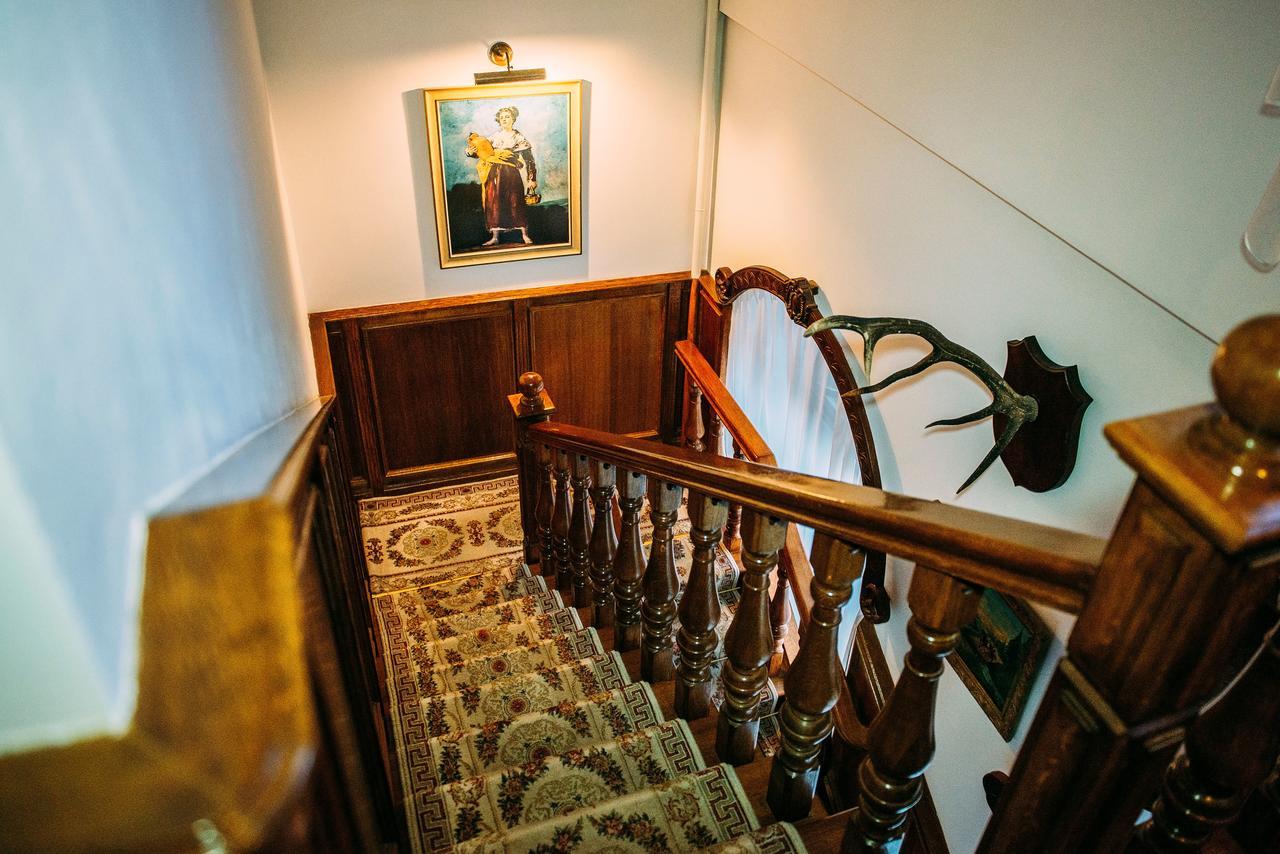 Antique House Hotel Dubno Dış mekan fotoğraf